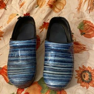 Dansko shoes women size 37 blue